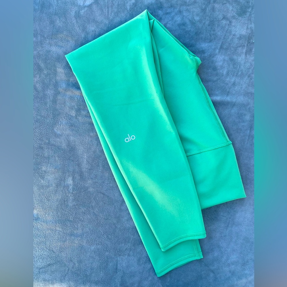 Alo Leggings